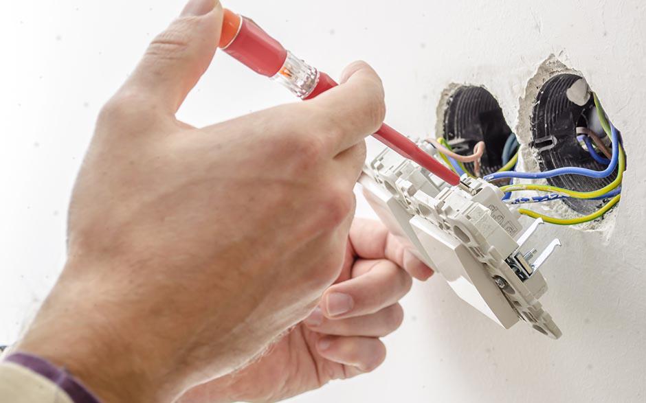 électricien à domicile Paris 12